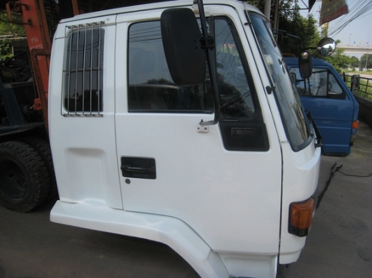 หัว อีซูซุ ร็อคกี้ หัวนอกแท้ แต่งสีแล้ว ขายพร้อมเครื่อง 6SA1