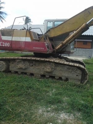 ขายด่วน KOMATSU รุ่น PC 200-5 รถทำงานทุกวันไม่มีปัญหา