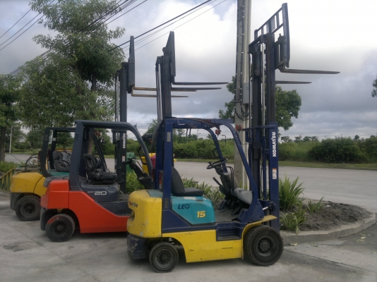 ขายรถฟอร์คลีฟท์เบ็นซิล 1.5 ตัน  KOMATSU FG15T-16 เสา3 เมตรออโต้ ปี1998 รถนอกนำเข้า ติดต่อ มานะ 085-9049669