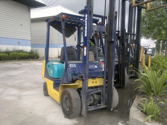ขายรถฟอร์คลีฟท์เบ็นซิล 1.5 ตัน  KOMATSU FG15T-16 เสา3 เมตรออโต้ ปี1998 รถนอกนำเข้า ติดต่อ มานะ 085-9049669