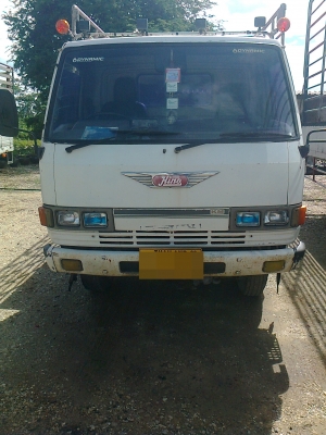 ขายหกล้อ HINO KM 779 ปี 36 wo4d 117แรง ยาว 5.50 เมตร ทุกอย่างพร้อมใช้