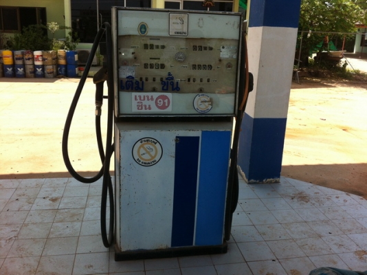 หัวจ่าย ถังน้ำมัน