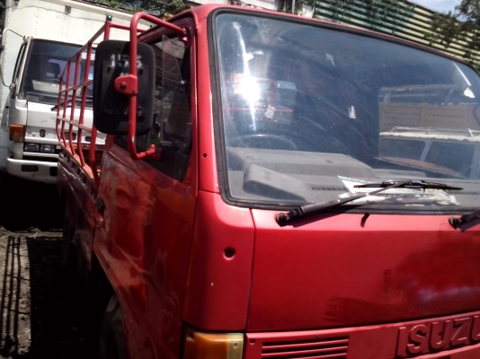 ขายรถบรรทุก4ล้อเครื่องดี คัสซีสวย