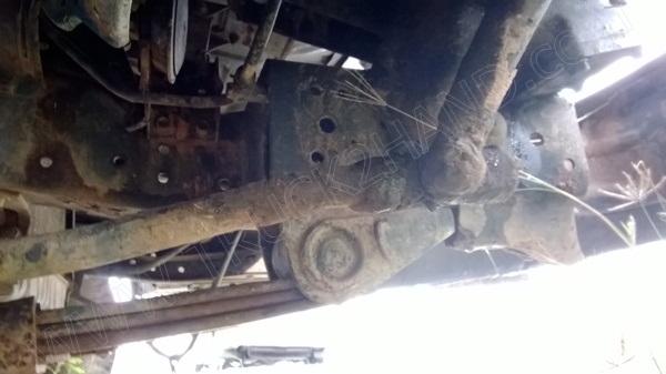 รถบรรทุก 6 ล้อพื้นเรียบ ยี่ห้อ MITSUBISHI 110 แรงม้า