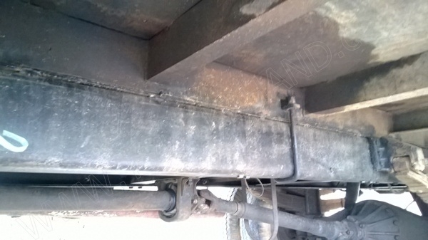 รถบรรทุก 6 ล้อพื้นเรียบ ยี่ห้อ MITSUBISHI 110 แรงม้า