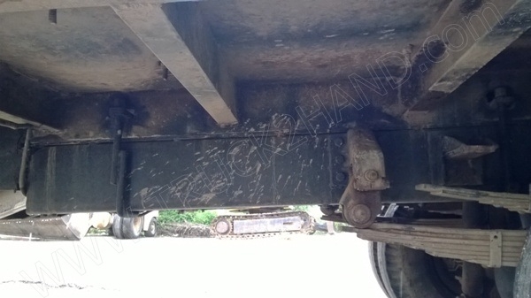 รถบรรทุก 6 ล้อพื้นเรียบ ยี่ห้อ MITSUBISHI 110 แรงม้า