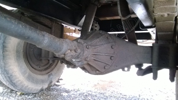 รถบรรทุก 6 ล้อพื้นเรียบ ยี่ห้อ MITSUBISHI 110 แรงม้า