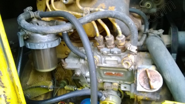 รถแบคโฮ ยี่ห้อ KOMATSU PC28UU