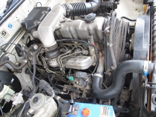 รถกระบะ 4 ประตู   ยี่ห้อ FORD