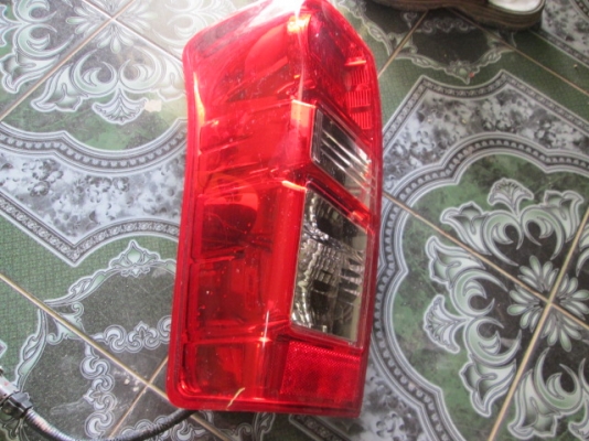 ขาย ชุดไฟท้าย all new dmax 2012 ของแท้ถอดจากรถ ขาย ชุดไฟท้าย all new dmax 2012 ของแท้ถอดจากรถ