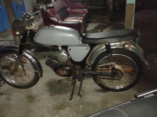 ขาย A100 คับ ด่วน!!!!!!!!!!!!