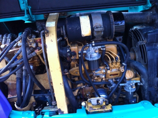 รถขุด KOMATSU PC30-7 มือสอง นำเข้าจากญี่ปุ่น ทำสีใหม่ พร้อมใช้งาน