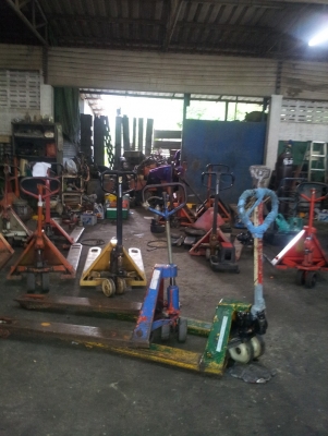 ขาย รถยกลากHAND PALLET TRUCK  แฮนลิฟท์   รับซ่อม อะไหล่