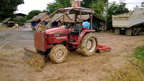 รถไถ ยี่ห้อ NAKANO รุ่น NT350