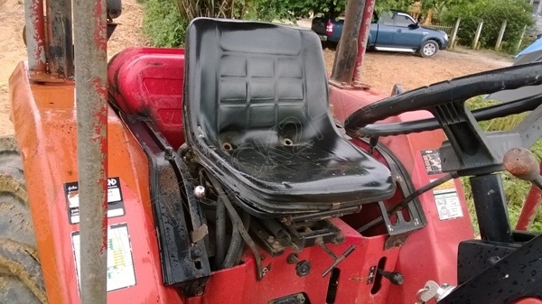 รถไถ ยี่ห้อ NAKANO รุ่น NT350