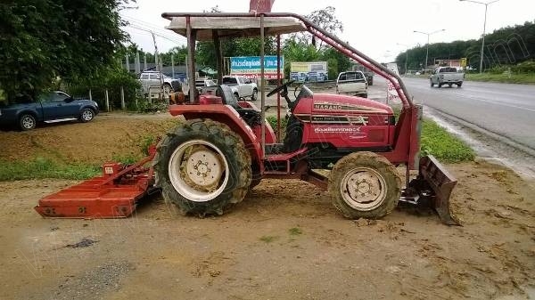 รถไถ ยี่ห้อ NAKANO รุ่น NT350