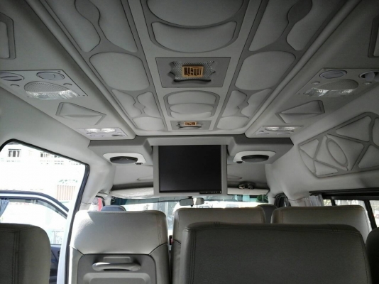 รถตู้โตโยต้าคอมมูเตอร์ ปี2007สีบรอนเงิน แต่งVIP ก๊าซNGV100ลิตร 2ถัง ย้ายแอร์ไมโครบัสด้านท้าย เพิ่มแผงแอร์+พัดลมใต้ท้องรถ จอทีวีหน้า-หลัง พร้อมสายHDMI ต่อกับโน๊ตบุ๊คเล่นคาราโอเกะหรือเปิดหนังจากโน๊ตบุ๊คได้ครับ มีหม้อแปลงไฟบ้านพร้อมครับ ประตูดูดไฟฟ้า เ รถตู้โตโยต้าคอมมูเตอร์ ปี2007สีบรอนเงิน แต่งVIP ก๊าซNGV100ลิตร 2ถัง ย้ายแอร์ไมโครบัสด้านท้าย เพิ่มแผงแอร์+พัดลมใต้ท้องรถ จอทีวีหน้า-หลัง พร้อมสายHDMI ต่อกับโน๊ตบุ๊คเล่นคาราโอเกะหรือเปิดหนังจากโน๊ตบุ๊คได้ครับ มีหม้อแปลงไฟบ้านพร้อมครับ ประตูดูดไฟฟ้า เ