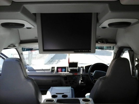 รถตู้โตโยต้าคอมมูเตอร์ ปี2007สีบรอนเงิน แต่งVIP ก๊าซNGV100ลิตร 2ถัง ย้ายแอร์ไมโครบัสด้านท้าย เพิ่มแผงแอร์+พัดลมใต้ท้องรถ จอทีวีหน้า-หลัง พร้อมสายHDMI ต่อกับโน๊ตบุ๊คเล่นคาราโอเกะหรือเปิดหนังจากโน๊ตบุ๊คได้ครับ มีหม้อแปลงไฟบ้านพร้อมครับ ประตูดูดไฟฟ้า เ รถตู้โตโยต้าคอมมูเตอร์ ปี2007สีบรอนเงิน แต่งVIP ก๊าซNGV100ลิตร 2ถัง ย้ายแอร์ไมโครบัสด้านท้าย เพิ่มแผงแอร์+พัดลมใต้ท้องรถ จอทีวีหน้า-หลัง พร้อมสายHDMI ต่อกับโน๊ตบุ๊คเล่นคาราโอเกะหรือเปิดหนังจากโน๊ตบุ๊คได้ครับ มีหม้อแปลงไฟบ้านพร้อมครับ ประตูดูดไฟฟ้า เ