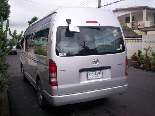 รถตู้โตโยต้าคอมมูเตอร์ ปี2007สีบรอนเงิน แต่งVIP ก๊าซNGV100ลิตร 2ถัง ย้ายแอร์ไมโครบัสด้านท้าย เพิ่มแผงแอร์+พัดลมใต้ท้องรถ จอทีวีหน้า-หลัง พร้อมสายHDMI ต่อกับโน๊ตบุ๊คเล่นคาราโอเกะหรือเปิดหนังจากโน๊ตบุ๊คได้ครับ มีหม้อแปลงไฟบ้านพร้อมครับ ประตูดูดไฟฟ้า เ รถตู้โตโยต้าคอมมูเตอร์ ปี2007สีบรอนเงิน แต่งVIP ก๊าซNGV100ลิตร 2ถัง ย้ายแอร์ไมโครบัสด้านท้าย เพิ่มแผงแอร์+พัดลมใต้ท้องรถ จอทีวีหน้า-หลัง พร้อมสายHDMI ต่อกับโน๊ตบุ๊คเล่นคาราโอเกะหรือเปิดหนังจากโน๊ตบุ๊คได้ครับ มีหม้อแปลงไฟบ้านพร้อมครับ ประตูดูดไฟฟ้า เ