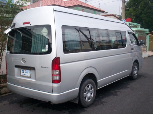 รถตู้โตโยต้าคอมมูเตอร์ ปี2007สีบรอนเงิน แต่งVIP ก๊าซNGV100ลิตร 2ถัง ย้ายแอร์ไมโครบัสด้านท้าย เพิ่มแผงแอร์+พัดลมใต้ท้องรถ จอทีวีหน้า-หลัง พร้อมสายHDMI ต่อกับโน๊ตบุ๊คเล่นคาราโอเกะหรือเปิดหนังจากโน๊ตบุ๊คได้ครับ มีหม้อแปลงไฟบ้านพร้อมครับ ประตูดูดไฟฟ้า เ รถตู้โตโยต้าคอมมูเตอร์ ปี2007สีบรอนเงิน แต่งVIP ก๊าซNGV100ลิตร 2ถัง ย้ายแอร์ไมโครบัสด้านท้าย เพิ่มแผงแอร์+พัดลมใต้ท้องรถ จอทีวีหน้า-หลัง พร้อมสายHDMI ต่อกับโน๊ตบุ๊คเล่นคาราโอเกะหรือเปิดหนังจากโน๊ตบุ๊คได้ครับ มีหม้อแปลงไฟบ้านพร้อมครับ ประตูดูดไฟฟ้า เ