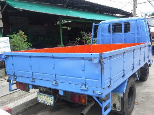 ขายรถสี่ล้อใหญ่ไม่ติดเวลา ปี53