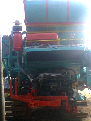 ขายรถเกี่ยวข้าวอุ้มไทยเส็งยนต์ ตอนนี้ซ่อมเสร็จแล้วกำลังทำสี