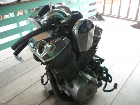 ขายเหมาให้หมดเลยเครื่อง HONDA Bros 400cc.พร้อมอะไหล่หลายรายการ 15,000 (084-6778347)