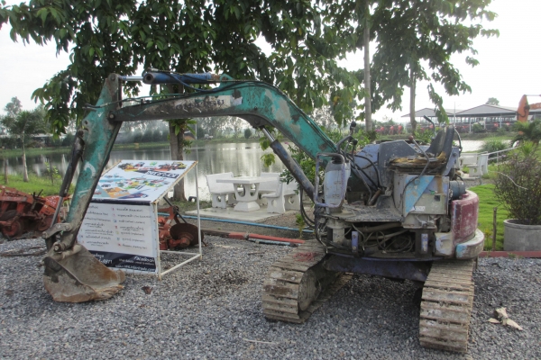 มี VDO 90,000 Komatsu PC 28UU เก่าไทย ราคานี้หาที่ไหนไม่ได้อีกแล้ว