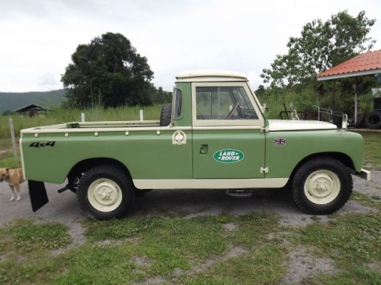 แลนด์โรเวอร์ ซีรี่1เครื่องดีเซล 4DR5 หลังคาแค๊ปซูลเดิมทั้งคันทะเบียนพร้อมโอน