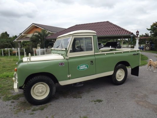 แลนด์โรเวอร์ ซีรี่1เครื่องดีเซล 4DR5 หลังคาแค๊ปซูลเดิมทั้งคันทะเบียนพร้อมโอน แลนด์โรเวอร์ ซีรี่1เครื่องดีเซล 4DR5 หลังคาแค๊ปซูลเดิมทั้งคันทะเบียนพร้อมโอน