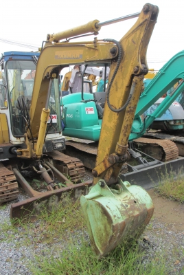 รถขุด YANMAR YB351 เก่านอก มีเก๋ง+ใบมีด