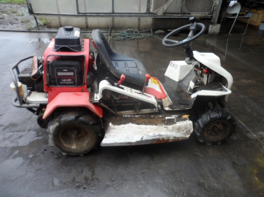 รถตัดหญ้า รถตัดหญ้า