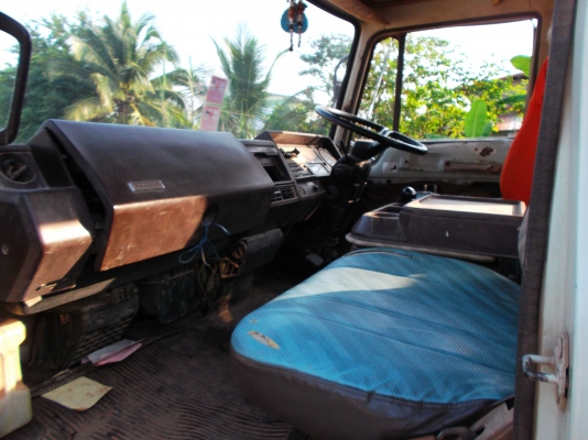 ขายด่วนรถ6ล้อโม้ปูน3Q.5โม้ตรงตายาบ้า