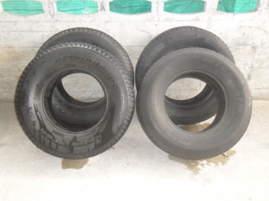 ยาง 265/70R16 ปี08 สวยๆ 4 เส้น ราคาพิเศษ 2250 บาท