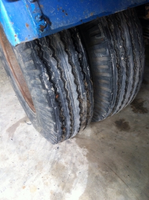 ขายถูก รถบรรทุก 6 ล้อกลาง. Isuzu. 4BE1-868077.  4 สูบ. 110. แรงม้า. ติดต่อ.  คุณท๊อป. 087-786-4923