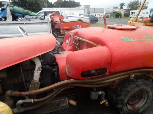 รถพ่นยา