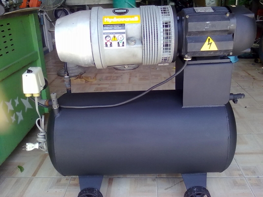 ปั๊มลม Hydrovane5 1.5 Hp ของประเทศอังกฤษ (เสียงเงียบ ไม่รั่ว ไม่ซึม) ปั๊มลม Hydrovane5 1.5 Hp ของประเทศอังกฤษ (เสียงเงียบ ไม่รั่ว ไม่ซึม)