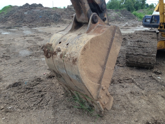 ขาย KOMATSU PC200-5 คอนโทรนสั้น ซีเรียลสูง ตัวเดินจีบ สภาพสวยจริง เดิมจริง ครับคันนี้ สนใจติดต่อโดยตรง 081-4283210 ขาย KOMATSU PC200-5 คอนโทรนสั้น ซีเรียลสูง ตัวเดินจีบ สภาพสวยจริง เดิมจริง ครับคันนี้ สนใจติดต่อโดยตรง 081-4283210