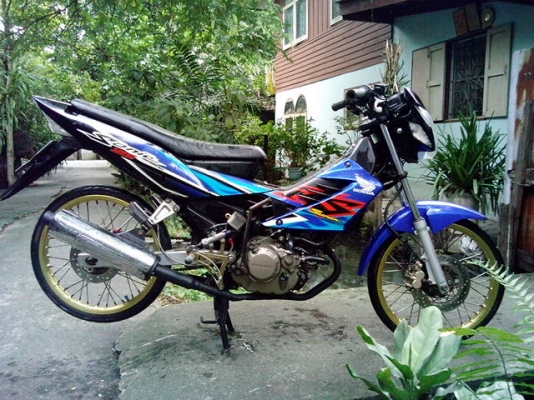 ขายโชนิกตัวไมล์ขาวสตราท์มือแปลงเป็นตัวใหม่