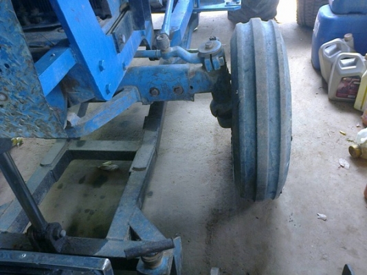 ฝากขาย รถไถฟอร์ด6600 TA เพลาเดียวสภาพสวย มีดันหน้า+หางสามไคเฮงหลี พร้อมใช้งาน ทะเบียนพร้อมโอนครับ