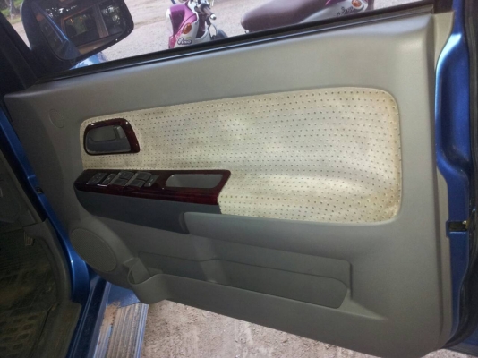 ขายดีแมคHilander4ประตูรถบ้านมือเดียวครับ ขายดีแมคHilander4ประตูรถบ้านมือเดียวครับ