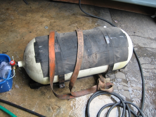 ขายถังแก๊ส ngv `ยกลงจากรถตู้ ขายถังแก๊ส ngv `ยกลงจากรถตู้