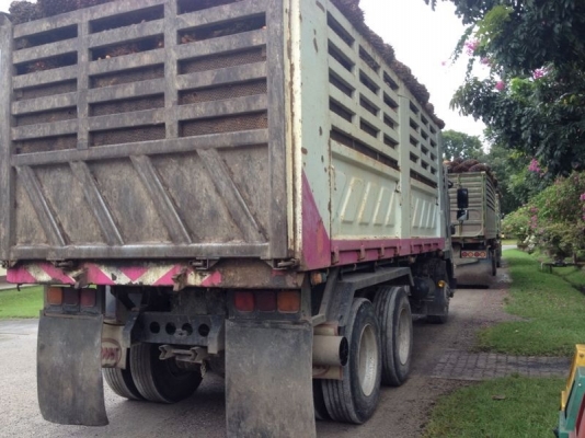 รถอีซูซุ 10 ล้อดั้ม FVZ 300 แรงม้า  ปี 52  สนใจติดต่อ 081 - 6079515