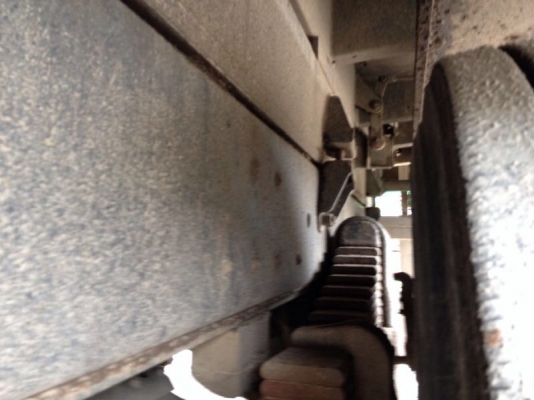 รถอีซูซุ 10 ล้อดั้ม FVZ 300 แรงม้า  ปี 52  สนใจติดต่อ 081 - 6079515