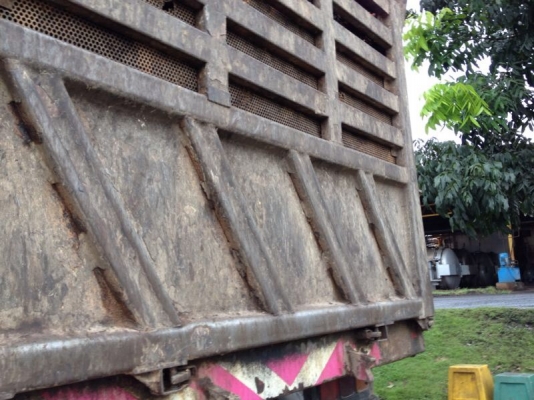 รถอีซูซุ 10 ล้อดั้ม FVZ 300 แรงม้า  ปี 52  สนใจติดต่อ 081 - 6079515