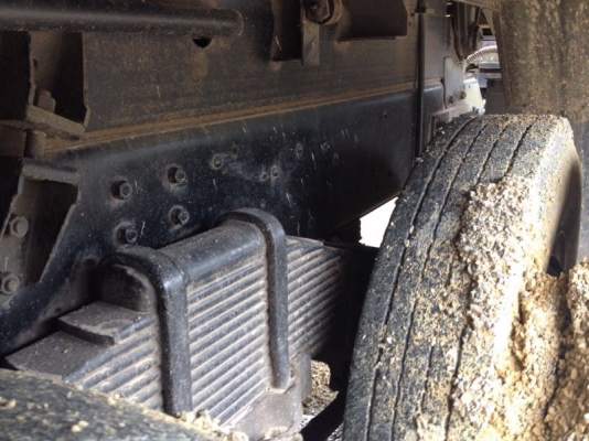 รถอีซูซุ 10 ล้อดั้ม FVZ 300 แรงม้า  ปี 52  สนใจติดต่อ 081 - 6079515