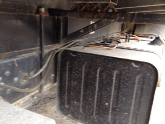 รถอีซูซุ 10 ล้อดั้ม FVZ 300 แรงม้า  ปี 52  สนใจติดต่อ 081 - 6079515