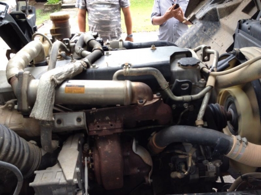 รถอีซูซุ 10 ล้อดั้ม FVZ 300 แรงม้า  ปี 52  สนใจติดต่อ 081 - 6079515