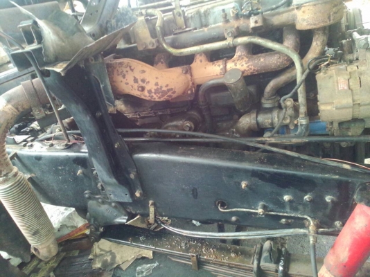 ขายรถ 10 ล้อดัมพ์ NISSAN UD 230 แรงม้า คัสซี CWM430M-01962 ราคา 850000