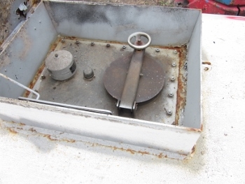 ขาย- แท๊งก์ / TANK น้ำมัน พร้อมหัวจ่าย แบบมีมิตเตอร์ มีขาตั้ง มือสองเก่าญี่ปุ่น สภาพยังดูดี ขาย- แท๊งก์ / TANK น้ำมัน พร้อมหัวจ่าย แบบมีมิตเตอร์ มีขาตั้ง มือสองเก่าญี่ปุ่น สภาพยังดูดี